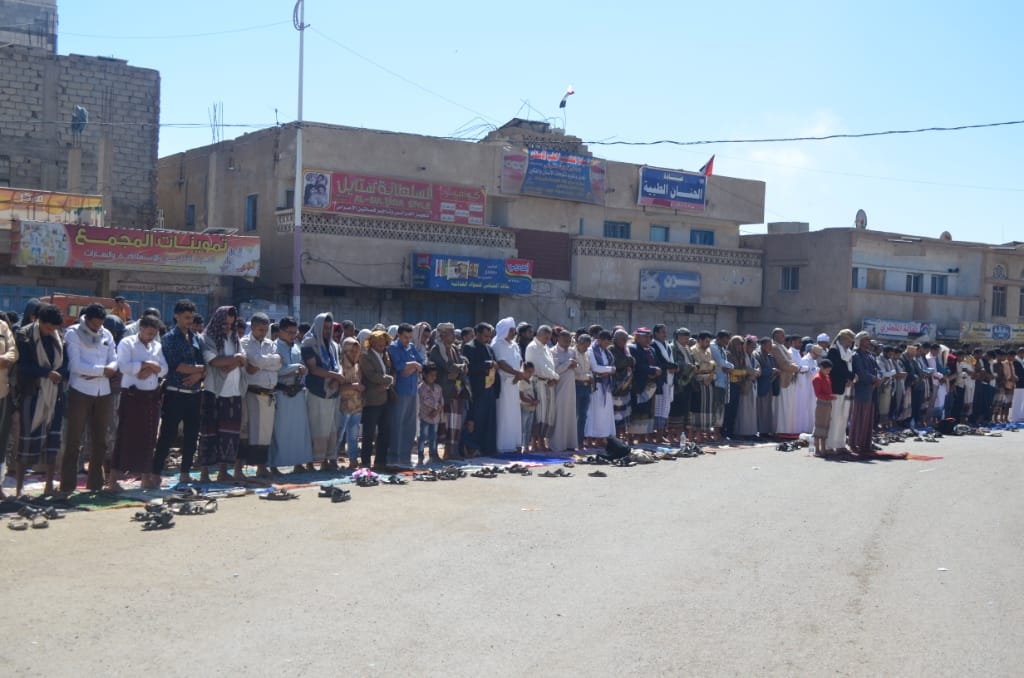 643643687